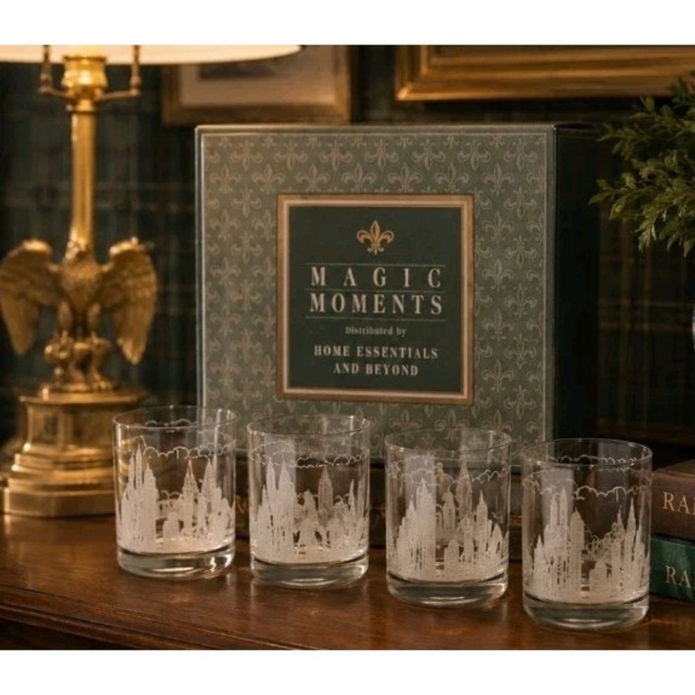 NIB VTG 1990s Magic Moments Patriotic Etched Skyline Rocks Glasses Made N Italy